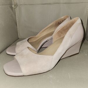 Naturalizer Zula Wedge Size 6m Blush color
